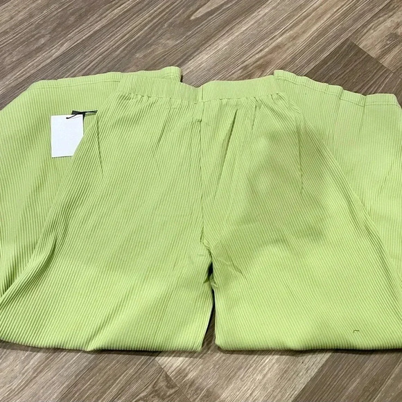 NWT Callahan Knitwear The Everyday pant in green- Size Medium Anthropologie - Picture 4 of 6